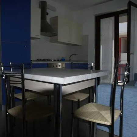 Residence Astro Marino 아파트호텔 *