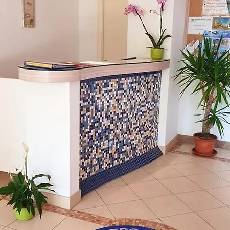 Residence Astro Marino 아파트호텔